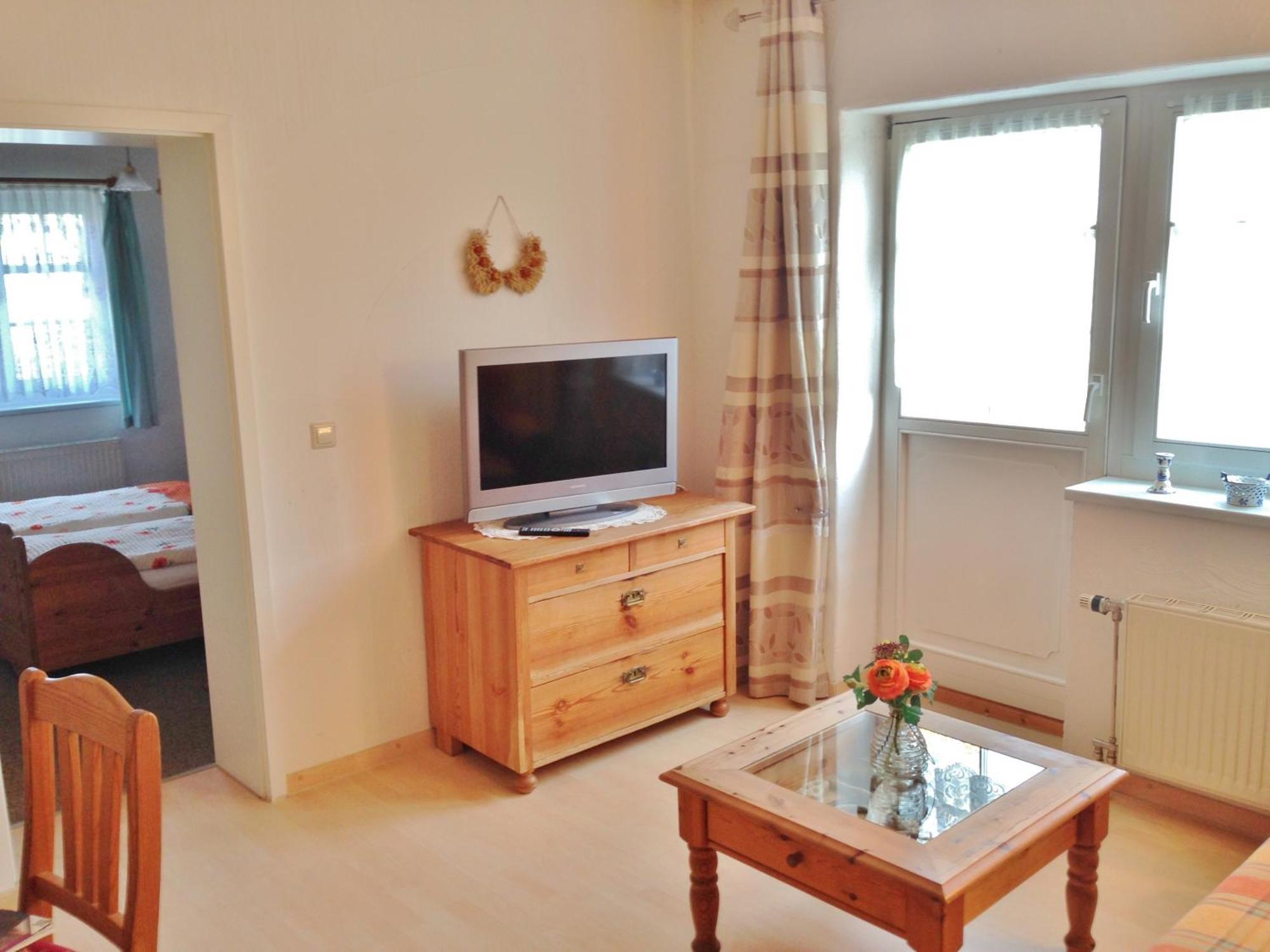 Reethaeuser Auf Ruegen Middelhagen Chambre photo