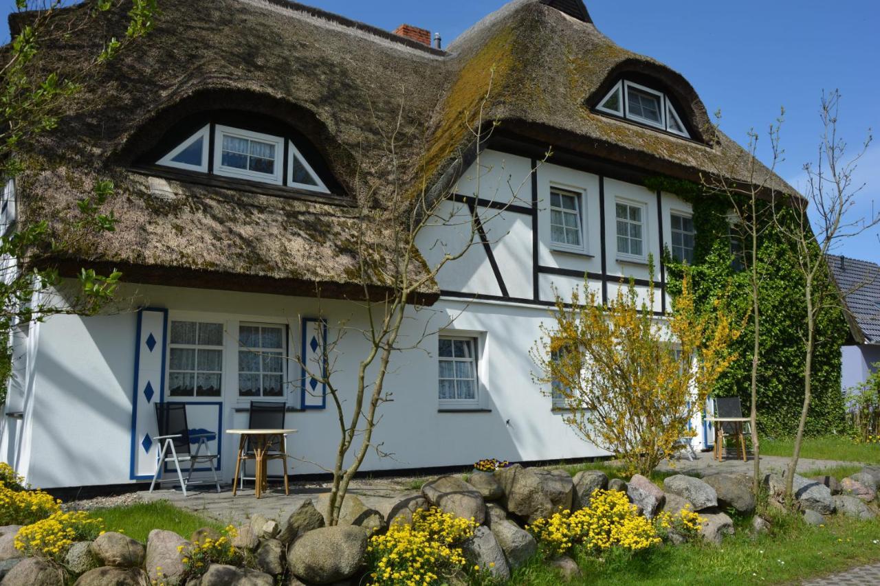 Reethaeuser Auf Ruegen Middelhagen Extérieur photo
